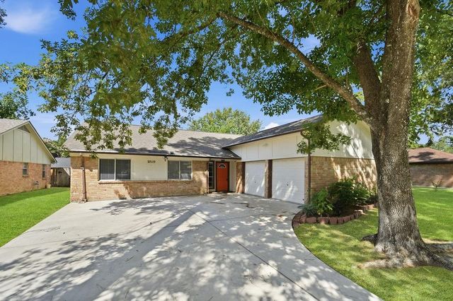 25119 Lynbriar Lane, Spring, TX 77373