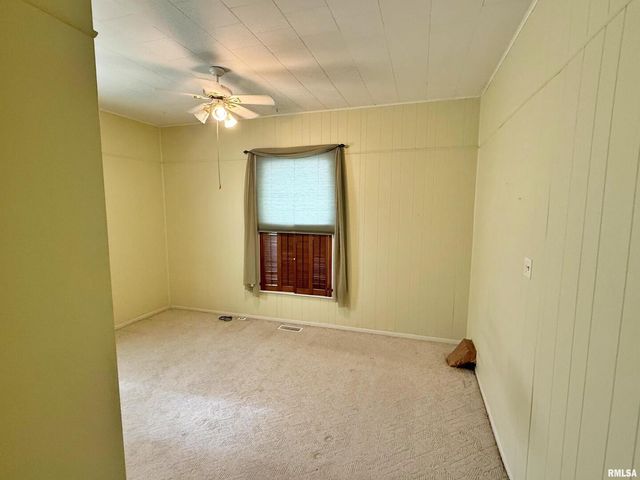 601 E 5TH Street, Metropolis, IL 62960