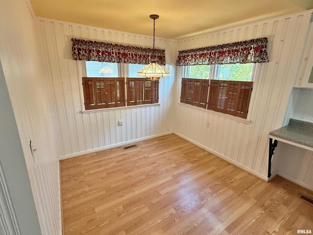 601 E 5TH Street, Metropolis, IL 62960