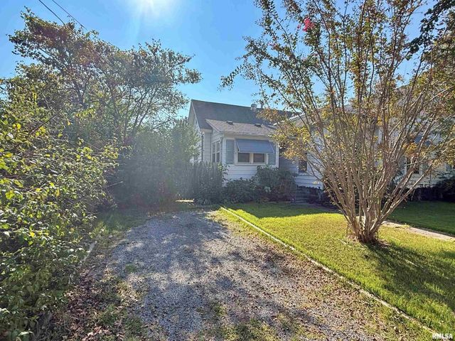 601 E 5TH Street, Metropolis, IL 62960