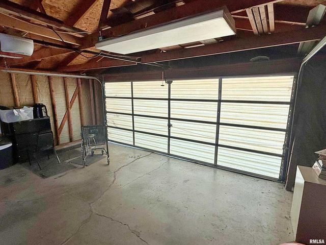 601 E 5TH Street, Metropolis, IL 62960