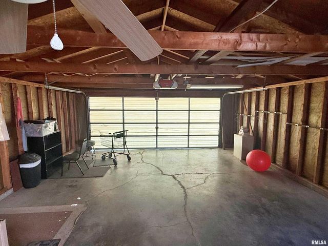 601 E 5TH Street, Metropolis, IL 62960