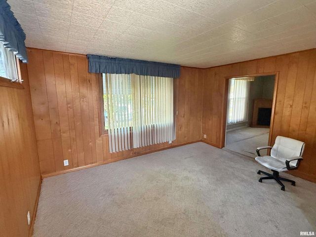 601 E 5TH Street, Metropolis, IL 62960