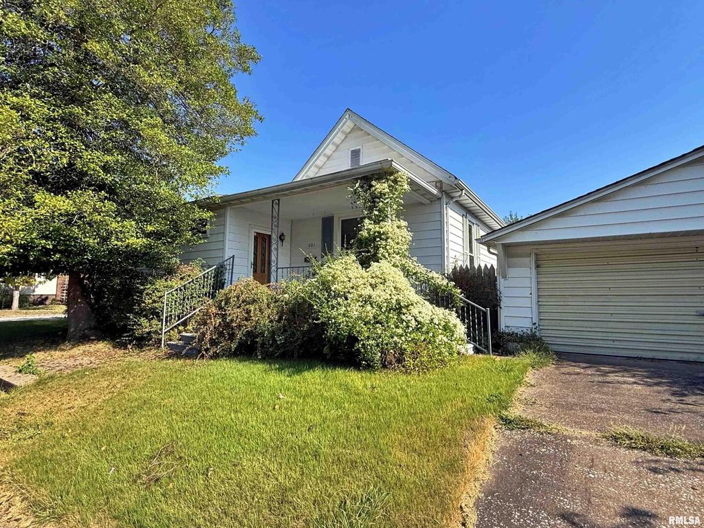 601 E 5TH Street, Metropolis, IL 62960