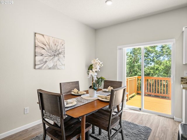 15690 Se VIVIAN Way, Happy Valley, OR 97086