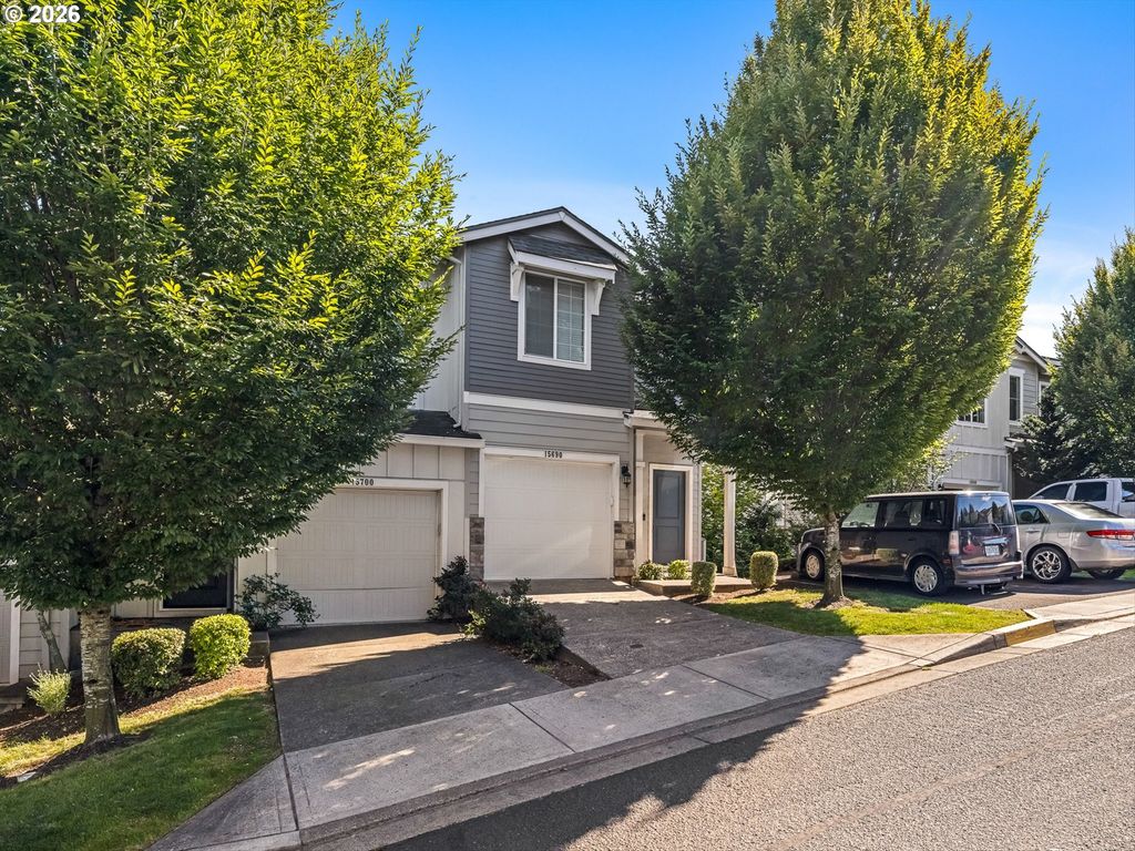 15690 Se VIVIAN Way, Happy Valley, OR 97086