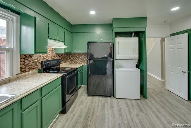 3149 Poplar Avenue, Warren, MI 48091