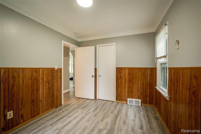 3149 Poplar Avenue, Warren, MI 48091