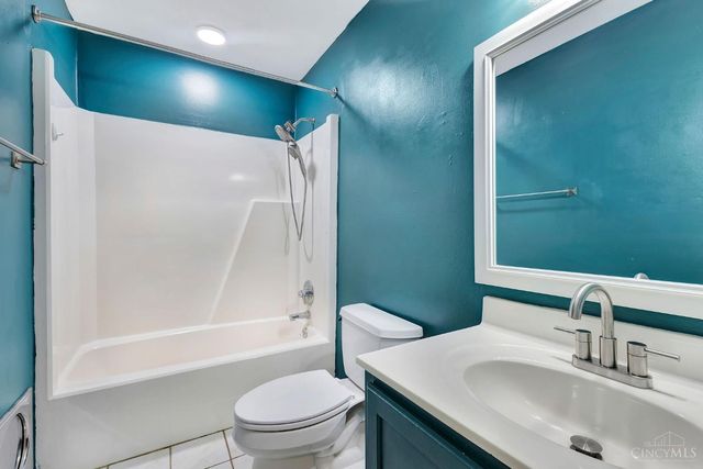226 Goodrich Lane, Cincinnati, OH 45233