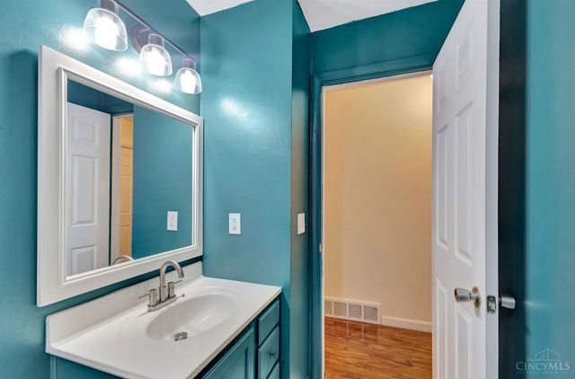 226 Goodrich Lane, Cincinnati, OH 45233