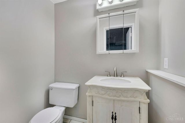 226 Goodrich Lane, Cincinnati, OH 45233