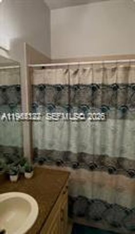 535 SW 146th Ter 3-8, Pembroke Pines, FL 33027