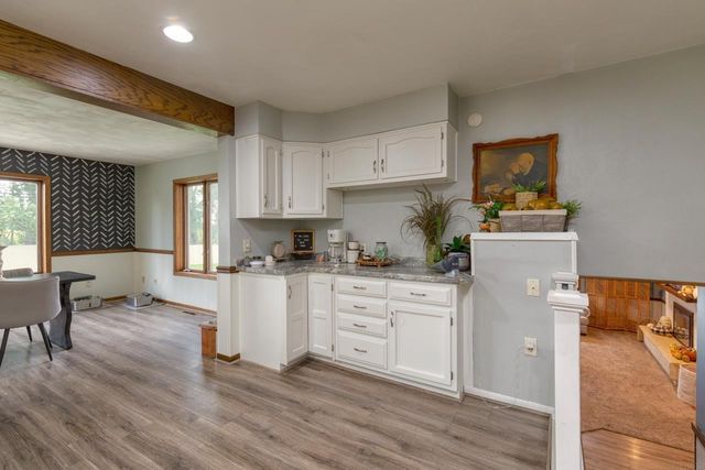 606 10th Avenue, Ackley, IA 50601