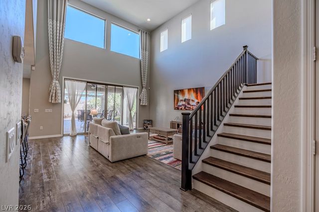 9966 Shadow Landing Avenue, Las Vegas, NV 89166