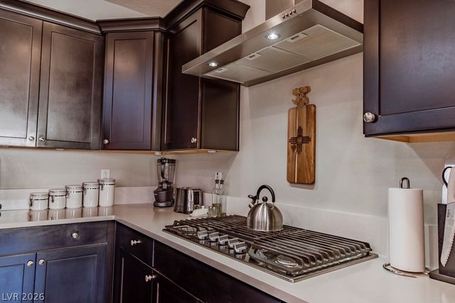 9966 Shadow Landing Avenue, Las Vegas, NV 89166