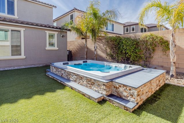 9966 Shadow Landing Avenue, Las Vegas, NV 89166