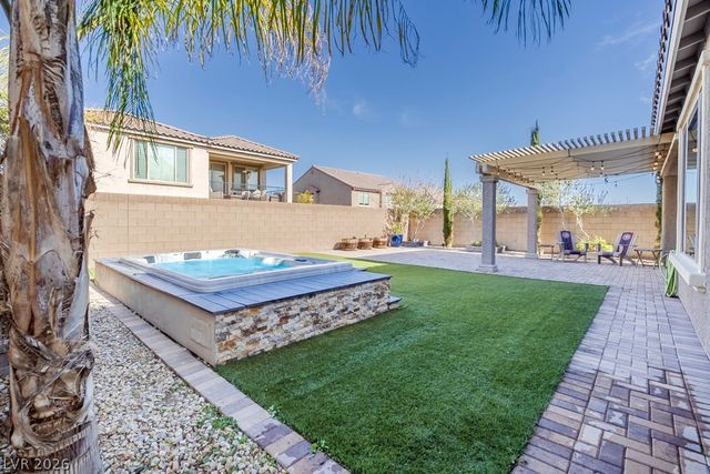 9966 Shadow Landing Avenue, Las Vegas, NV 89166