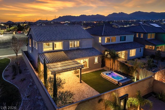 9966 Shadow Landing Avenue, Las Vegas, NV 89166