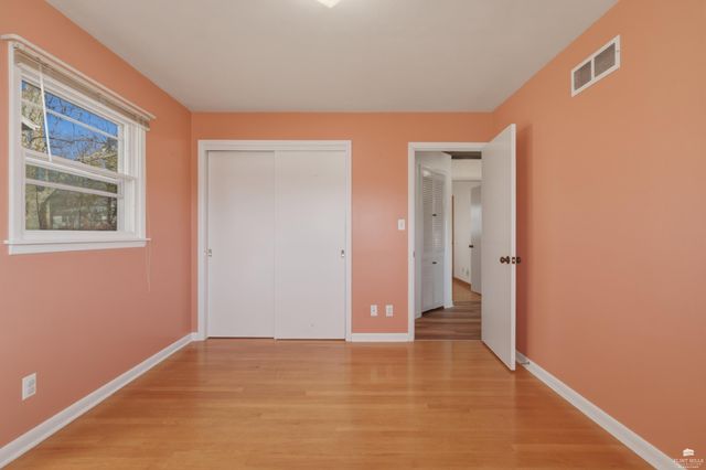 2062 Tecumseh Road, Manhattan, KS 66502