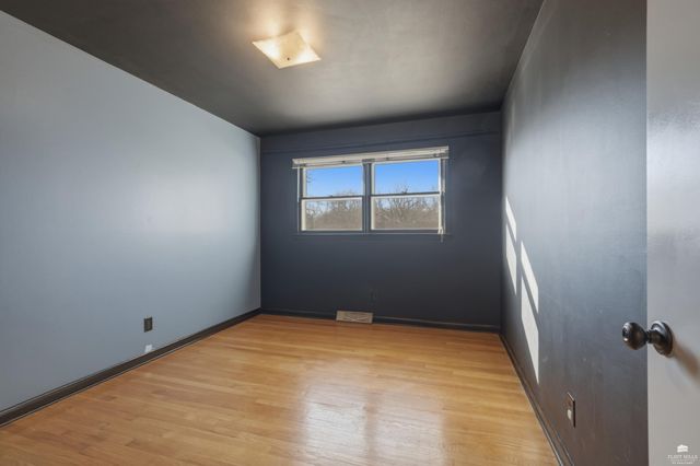 2062 Tecumseh Road, Manhattan, KS 66502