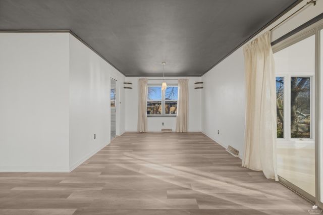 2062 Tecumseh Road, Manhattan, KS 66502