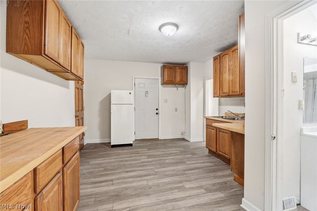 146 Albert Street NE, Warren, OH 44483