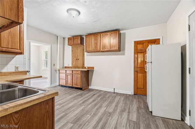 146 Albert Street NE, Warren, OH 44483