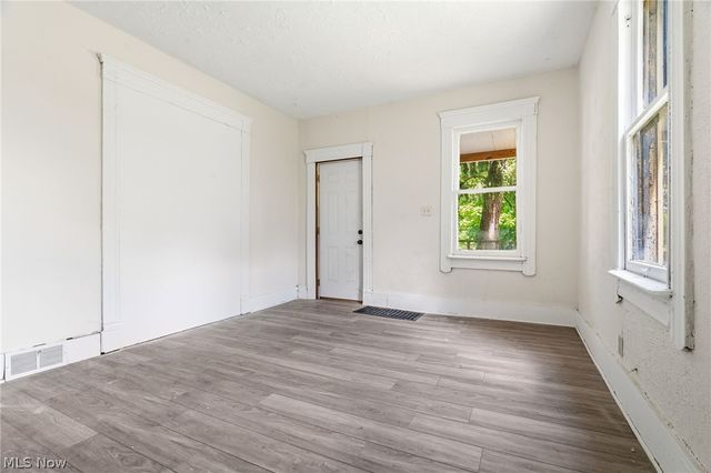 146 Albert Street NE, Warren, OH 44483
