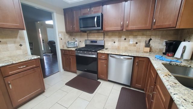 2413 Autumndale Drive, Mesquite, TX 75150