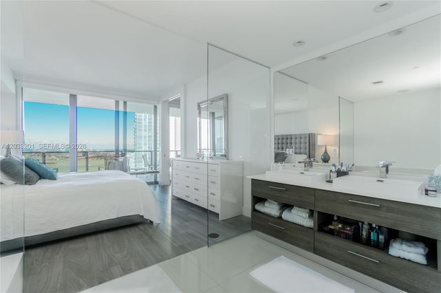 650 NE 32nd Street 3505, Miami, FL 33137