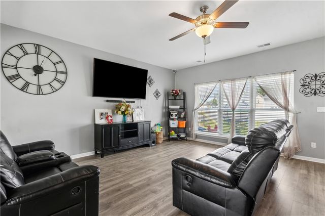 103 Olson Way, Kingsland, GA 31548