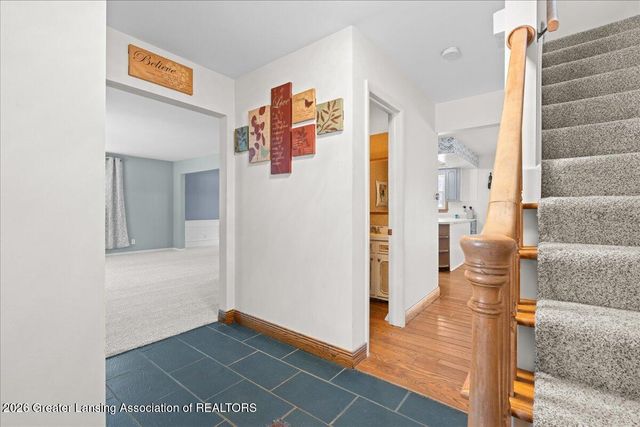 1218 Pine Street, Grand Ledge, MI 48837