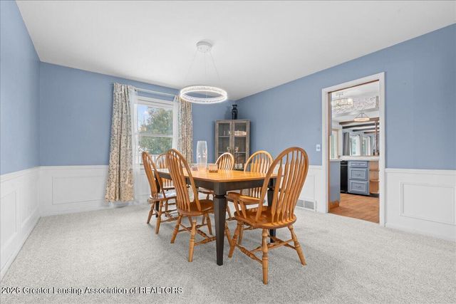 1218 Pine Street, Grand Ledge, MI 48837