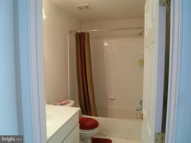 8250 RED CARNATION CT, Lorton, VA 22079