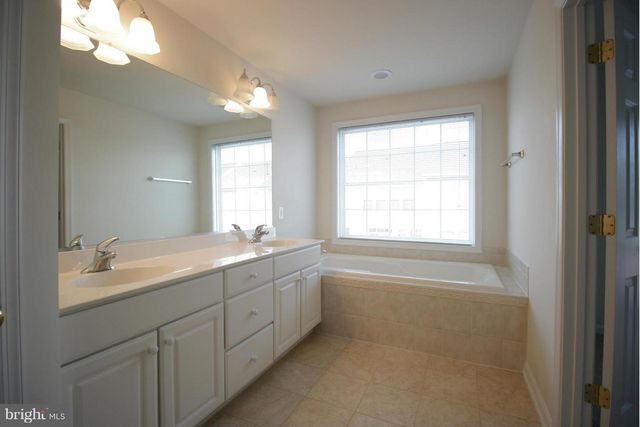 8250 RED CARNATION CT, Lorton, VA 22079