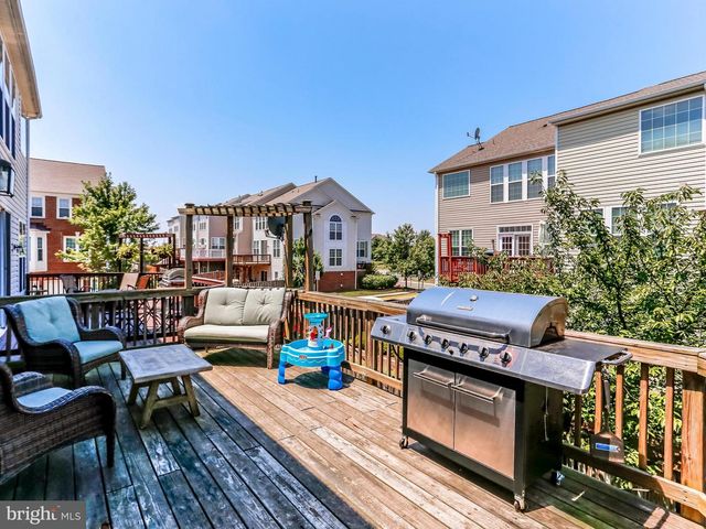 8250 RED CARNATION CT, Lorton, VA 22079