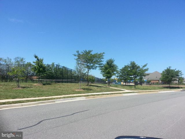 8250 RED CARNATION CT, Lorton, VA 22079