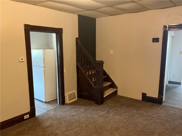 670 Park St, California, PA 15419