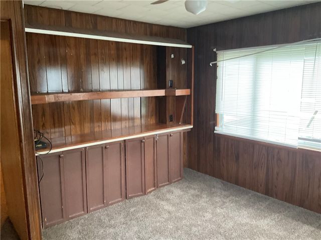 670 Park St, California, PA 15419