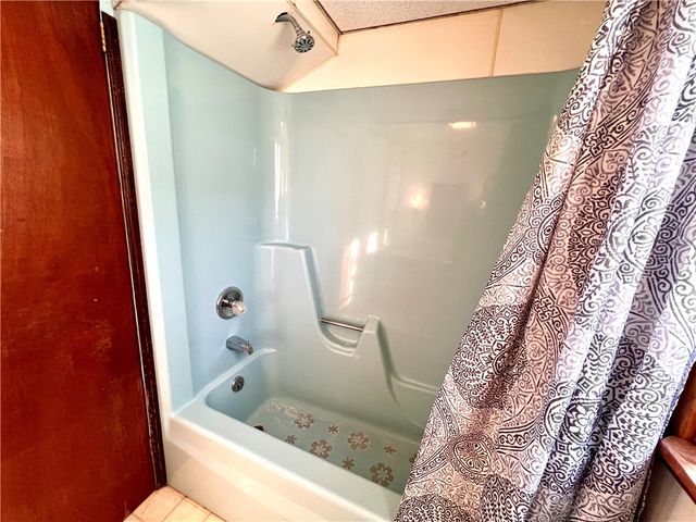 670 Park St, California, PA 15419
