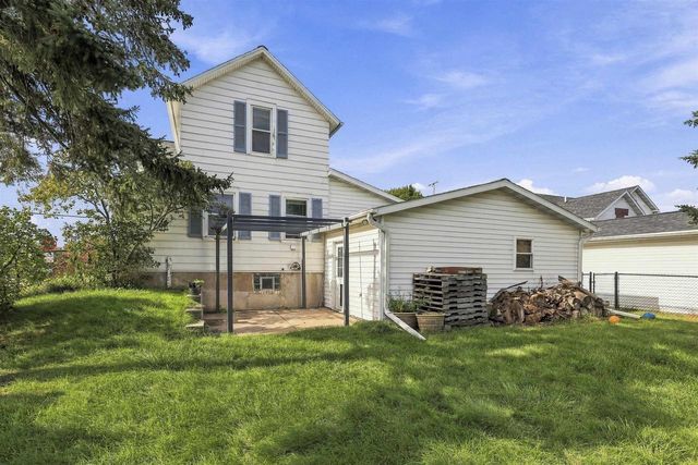 134 SARAH STREET, Kaukauna, WI 54130