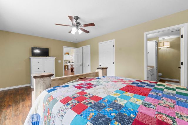480 Caney Creek Drive, Livingston, TX 77351