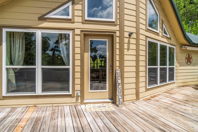 480 Caney Creek Drive, Livingston, TX 77351