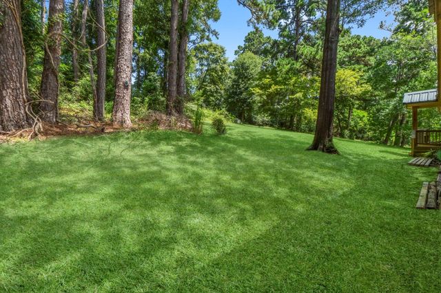 480 Caney Creek Drive, Livingston, TX 77351