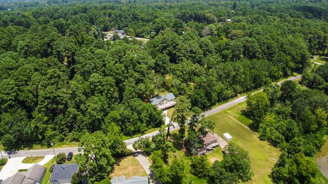 480 Caney Creek Drive, Livingston, TX 77351