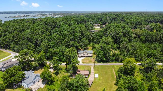 480 Caney Creek Drive, Livingston, TX 77351
