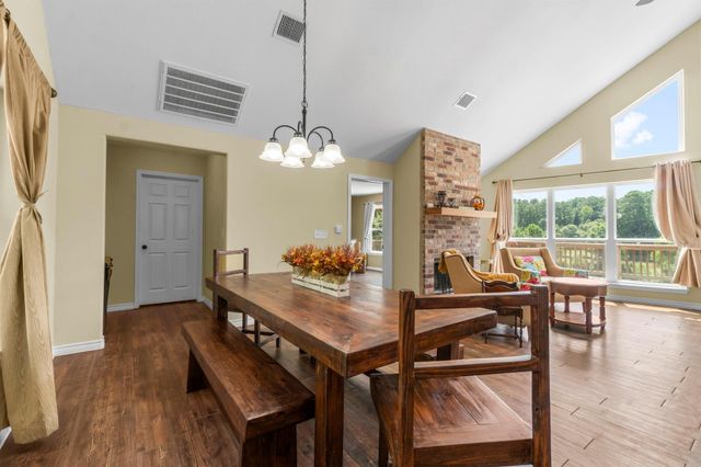 480 Caney Creek Drive, Livingston, TX 77351