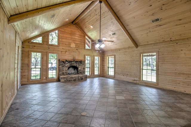 1466 Pearce Street, Collinsville, TX 76233