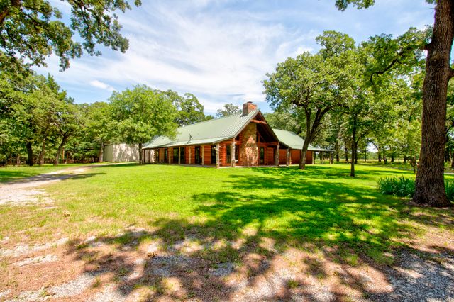 1466 Pearce Street, Collinsville, TX 76233