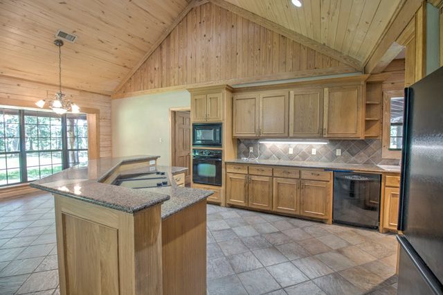 1466 Pearce Street, Collinsville, TX 76233